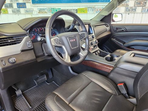 Used 2018 GMC Yukon SLT image 26