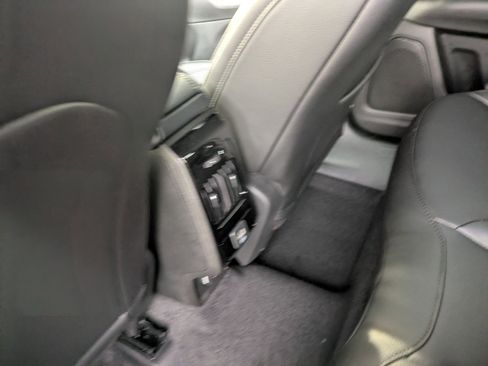 New 2026 Jeep Compass Latitude image 17