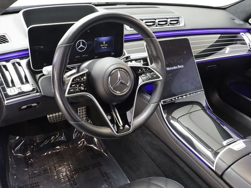 Used 2023 Mercedes-Benz S 580e 4MATIC Sedan image 7