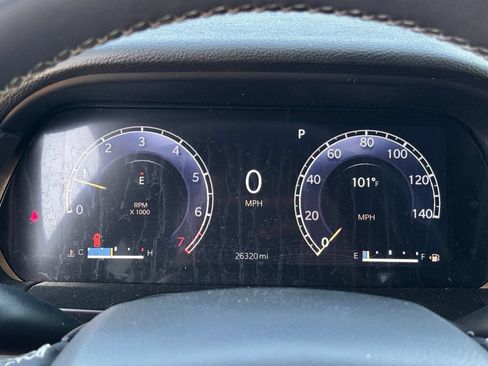 Used 2023 Jeep Grand Cherokee Altitude AWD/4WD image 14