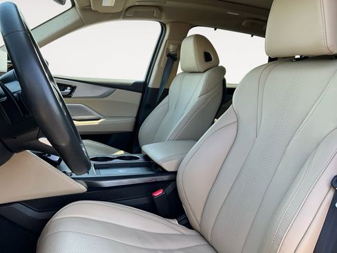 Used 2025 Acura MDX SH-AWD w/ Technology Package image 13