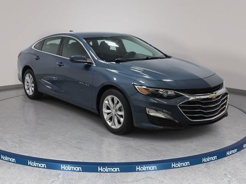 Used 2025 Chevrolet Malibu LT FWD image 4