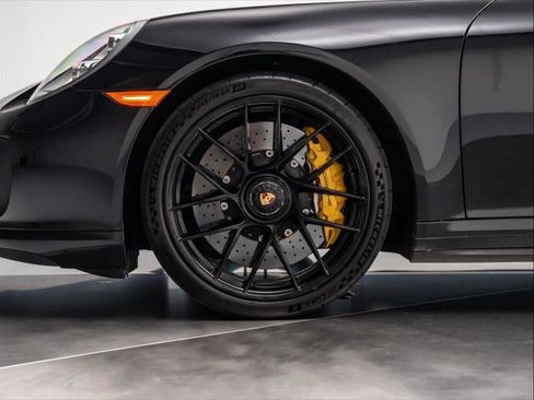 Used 2019 Porsche 911 Turbo S image 10