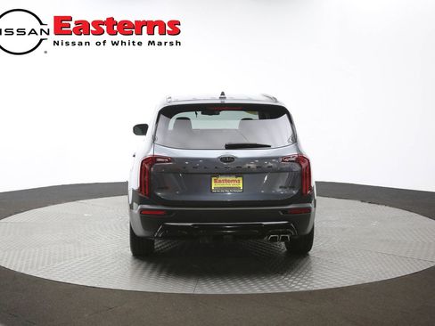 Used 2021 Kia Telluride EX w/ EX Premium Package image 40