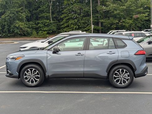 Used 2025 Toyota Corolla Cross AWD Hybrid image 4