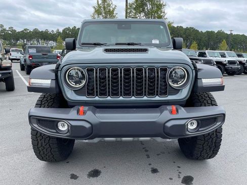 New 2025 Jeep Gladiator Mojave image 37
