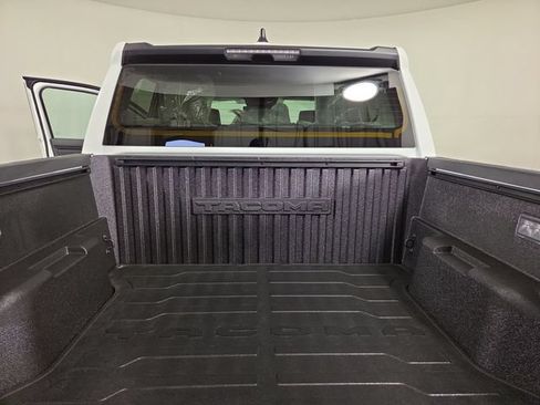 New 2026 Toyota Tacoma SR5 AWD/4WD image 32