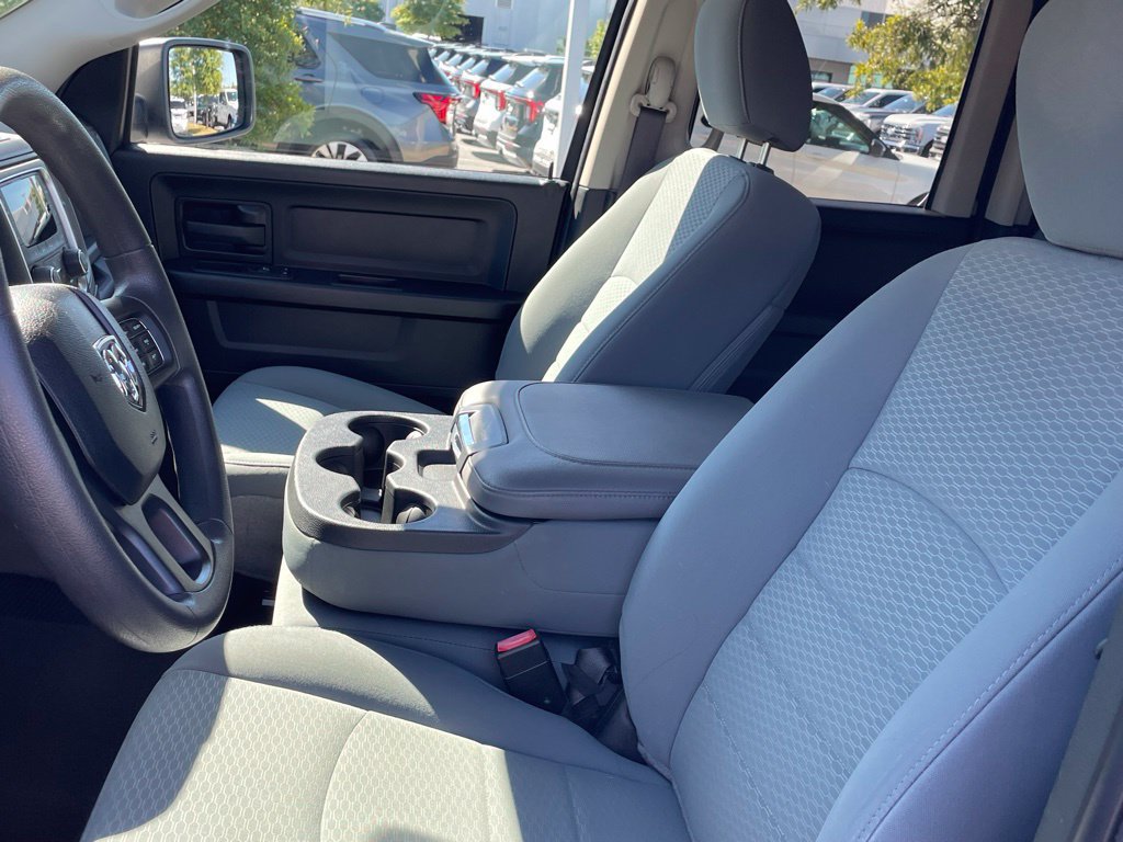 Used 2019 RAM 1500 Tradesman w/ Chrome Plus Package RWD image 19