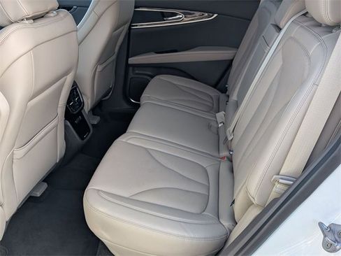 Certified 2023 Lincoln Nautilus Reserve image 26