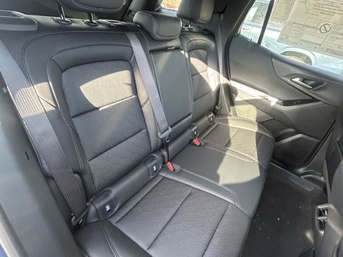 New 2026 Chevrolet Equinox LT w/ Convenience Package II image 10