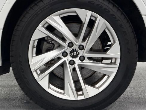 Used 2023 Audi Q7 3.0T Premium Plus image 9