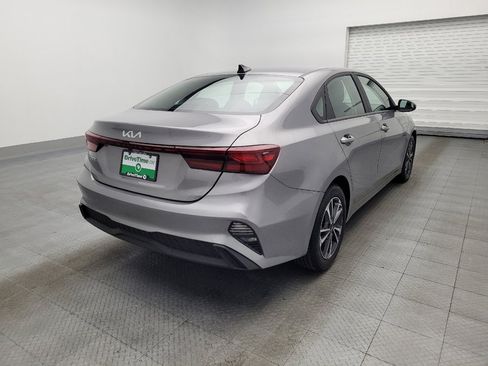 Used 2024 Kia Forte LXS image 9