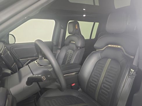 Used 2025 Rivian R1S Adventure image 20