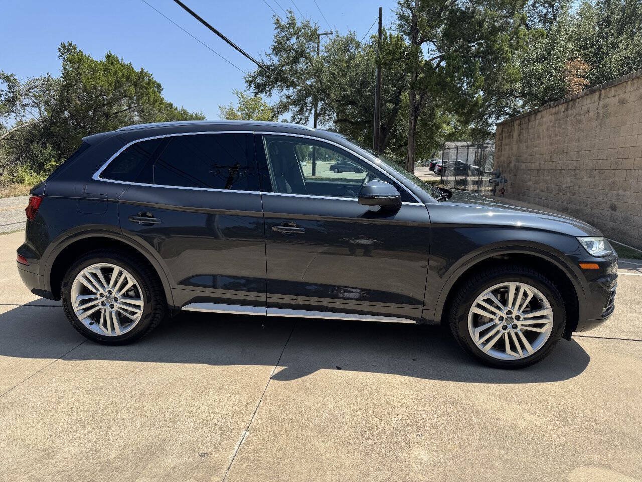 Used 2018 Audi Q5 2.0T Premium Plus AWD/4WD image 14