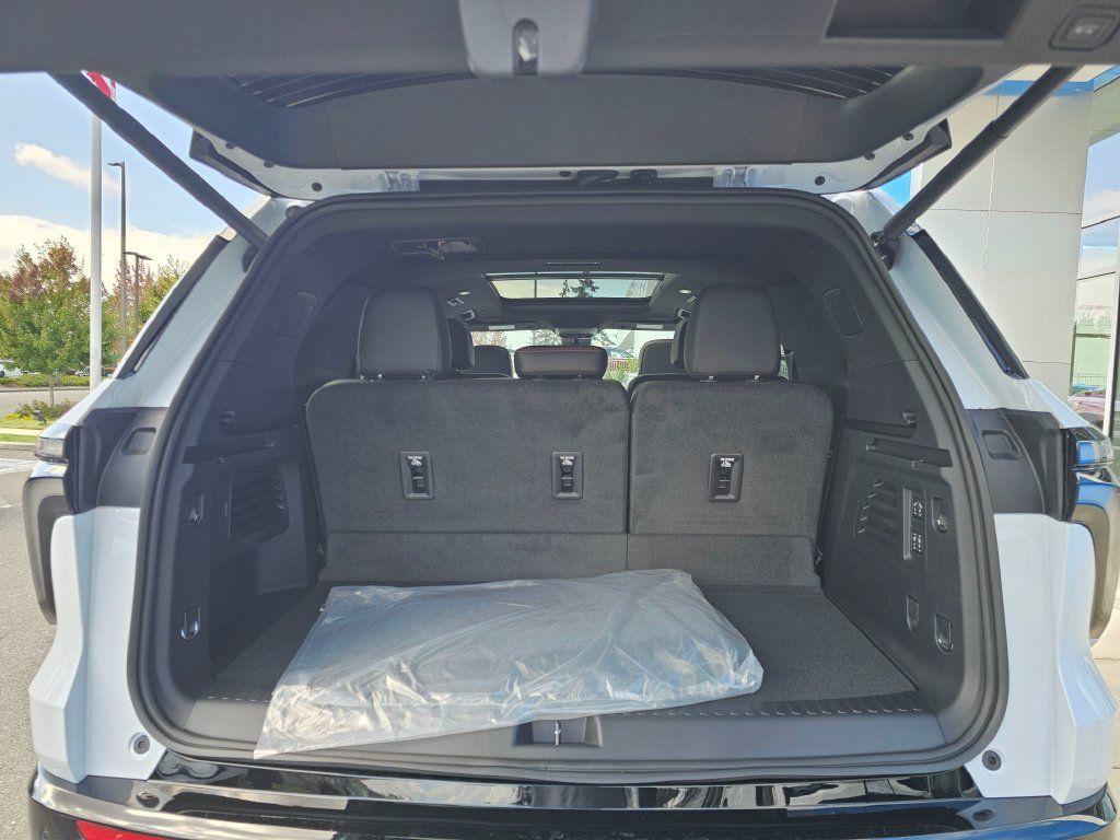 New 2027 Chevrolet Traverse RS AWD/4WD image 18