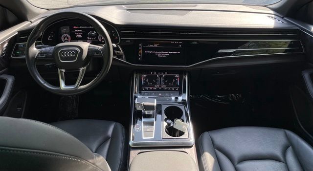 Used 2023 Audi Q8 Premium Plus w/ Premium Plus Package AWD/4WD image 16