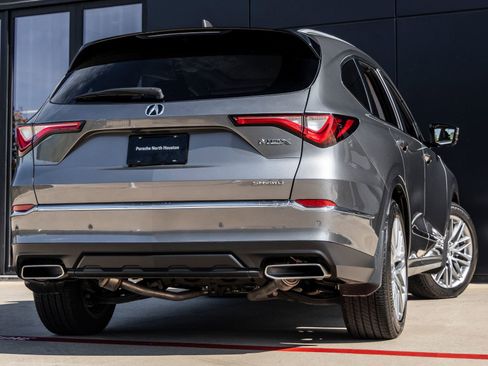 Used 2024 Acura MDX SH-AWD w/ Advance Package image 8