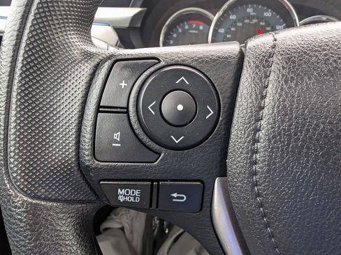 Used 2016 Toyota Corolla LE FWD image 23