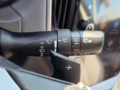 Certified 2022 Subaru Outback Premium image 39