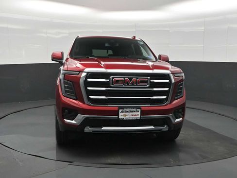 New 2026 GMC Yukon Elevation AWD/4WD image 3