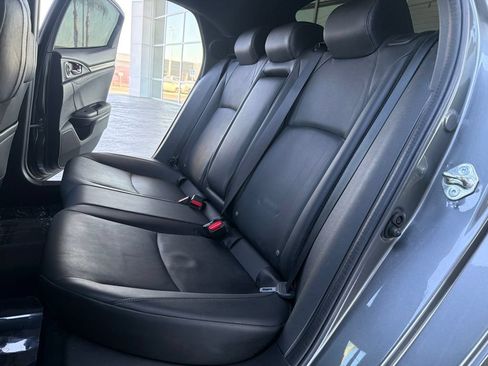 Used 2018 Honda Civic Sport Touring image 12