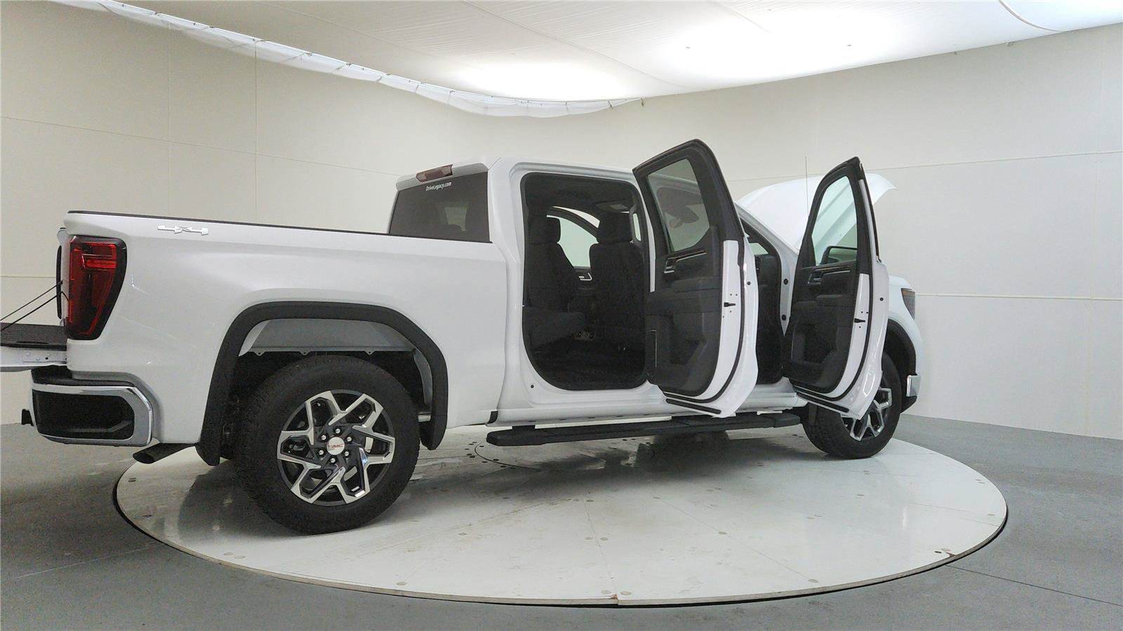 New 2026 GMC Sierra 1500 SLE AWD/4WD image 12