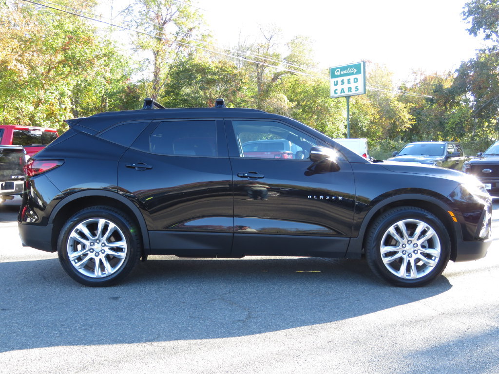 Used 2019 Chevrolet Blazer LT w/ Sun and Wheels Package AWD/4WD image 4