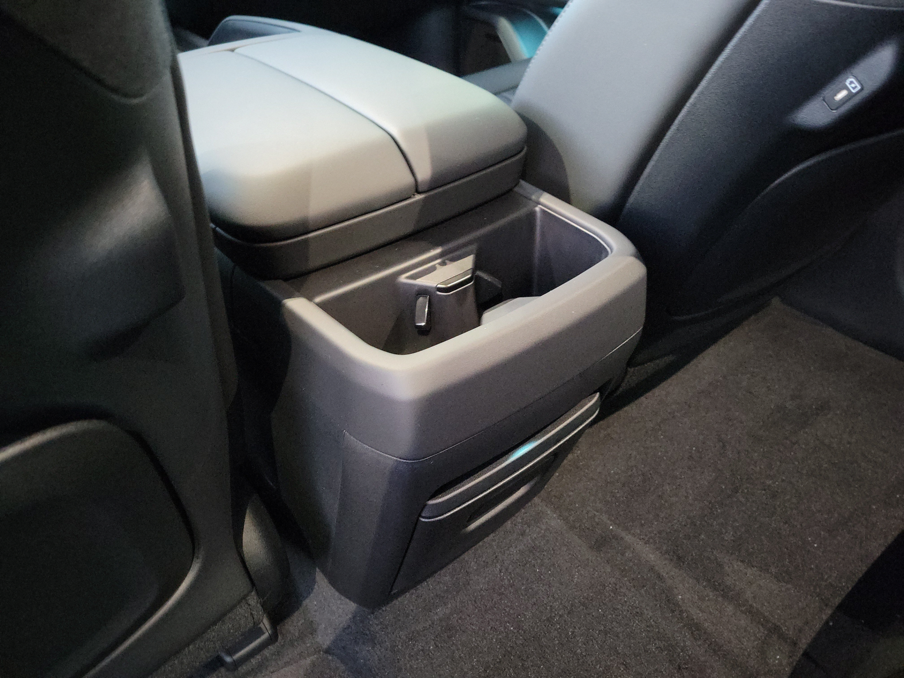 New 2027 Kia Telluride X-Line SX Prestige AWD/4WD image 11