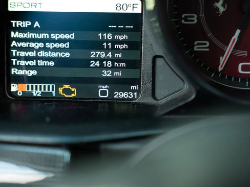 Used 2011 Ferrari 458 Italia Coupe RWD image 50