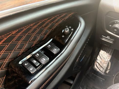 Used 2022 Jeep Grand Cherokee Summit w/ Adv Protech Group IV AWD/4WD image 25