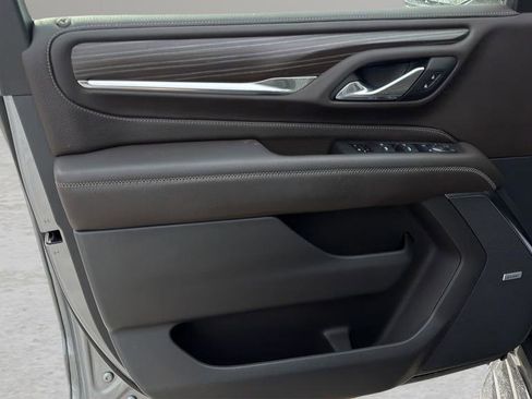 Used 2024 GMC Yukon XL Denali w/ Advanced Technology Package image 10