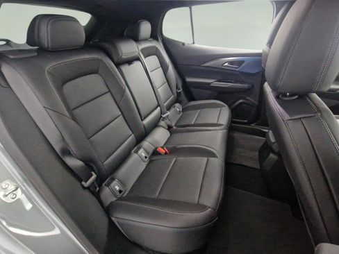 New 2026 Chevrolet Equinox EV LT image 10