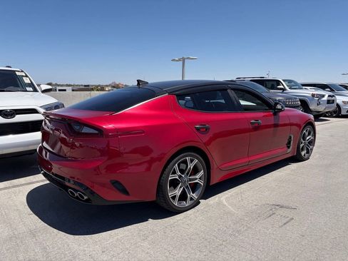 Used 2019 Kia Stinger GT RWD image 2