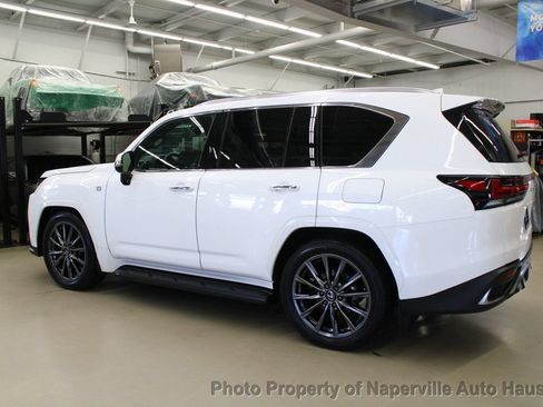 Used 2024 Lexus LX 600 F Sport AWD/4WD image 5