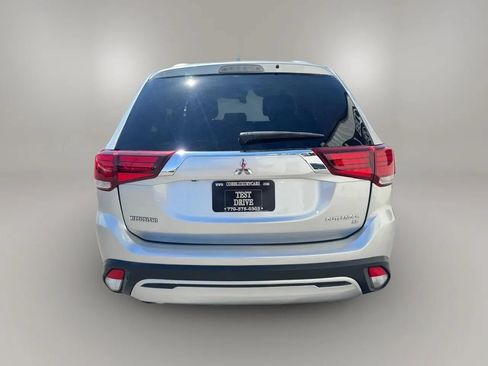 Used 2019 Mitsubishi Outlander SE FWD image 9