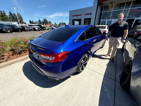Used 2020 Honda Accord Sport image 5