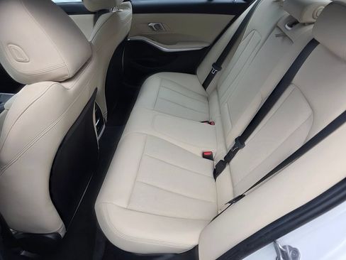 Used 2024 BMW 330i Sedan w/ Convenience Package RWD image 14