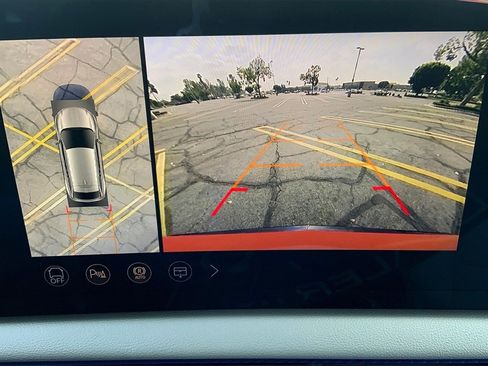 New 2026 Cadillac Optiq Sport 1 image 27