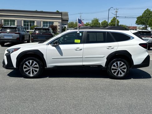 Certified 2024 Subaru Outback Premium AWD/4WD image 4
