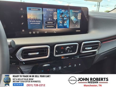 New 2026 Nissan Sentra SR w/ Floor Mat Package FWD image 6