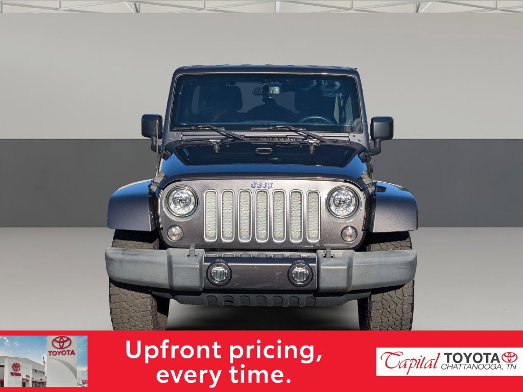 Used 2018 Jeep Wrangler Unlimited Sahara AWD/4WD image 3
