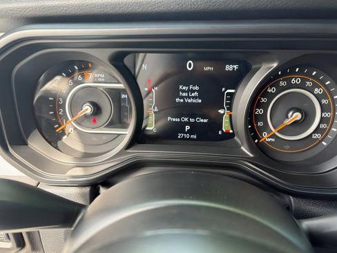 Used 2025 Jeep Gladiator Willys image 21