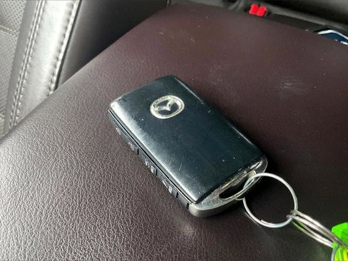 Certified 2021 MAZDA CX-5 Signature image 12