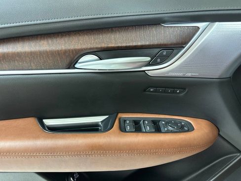 Used 2025 Cadillac XT5 Premium Luxury w/ Technology Package FWD image 17