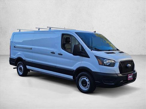 Used 2022 Ford Transit 150 Low Roof image 3