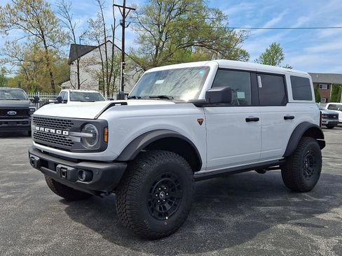 New 2026 Ford Bronco Badlands AWD/4WD image 2