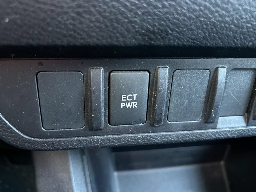 Used 2022 Toyota Tacoma SR RWD image 31
