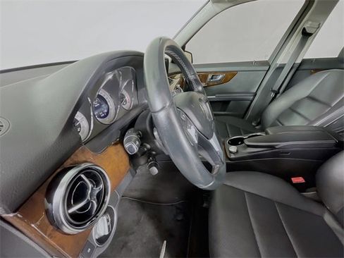 Used 2014 Mercedes-Benz GLK 350 2WD image 16