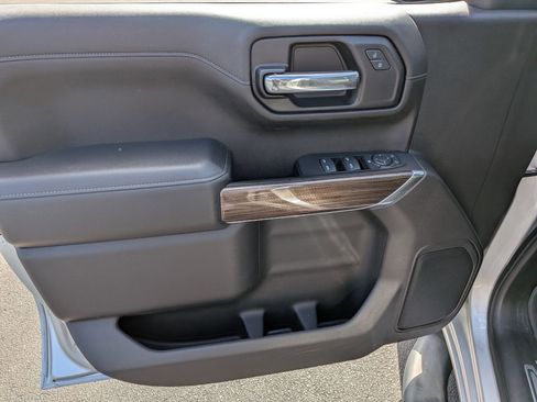 Used 2019 Chevrolet Silverado 1500 LT w/ All-Star Edition AWD/4WD image 10