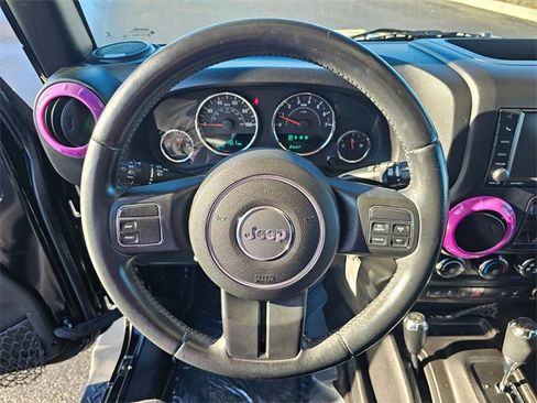 Used 2015 Jeep Wrangler Unlimited Sahara w/ Max Tow Package image 21